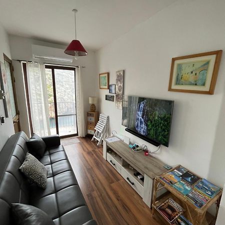 Seafront Apartment With Amazing Sunset View 克伦蒂 外观 照片