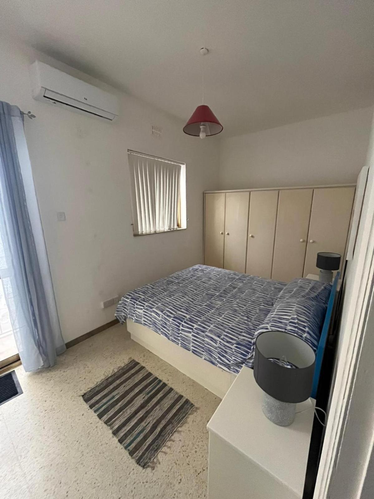 Seafront Apartment With Amazing Sunset View 克伦蒂 外观 照片